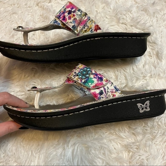 Alegria Carina Perennial Crackle Sandals - Picture 7 of 11